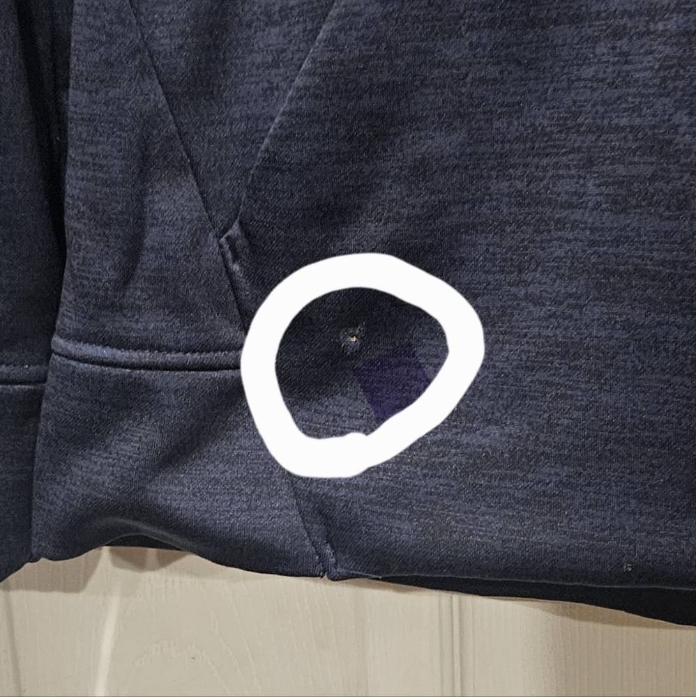 TAPOUT HOODIE - Picture 3 of 3